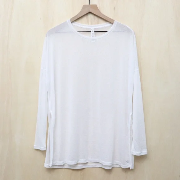 ALO Arrow Oversized Long Sleeve White XS - Picture 2 of 4
